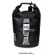 BOLSO WATERPROOF 15L EVERLAST resaltando su cierre enrollable para mayor rendimiento. Color Negro.