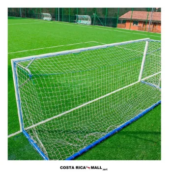 Par de Redes de Fútbol 2mm 317-2545 en color blanco, instaladas en marco reglamentario para entrenamiento en Costa Rica.
