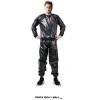 Traje sauna UFC para entrenamiento y control de peso con material resistente al agua.