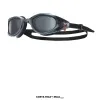 Lentes Para Natación Special Ops Pol 3.0 LGSPL3P TYR con lentes polarizados, tecnología anti-fog, protección UV. Color negro