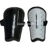 ESPINILLERAS RJG666 RUNIC. Colores blanco y negro según disponibilidad.